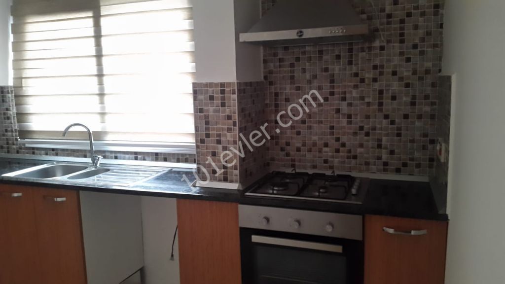 Flat To Rent in Köşklüçiftlik, Nicosia