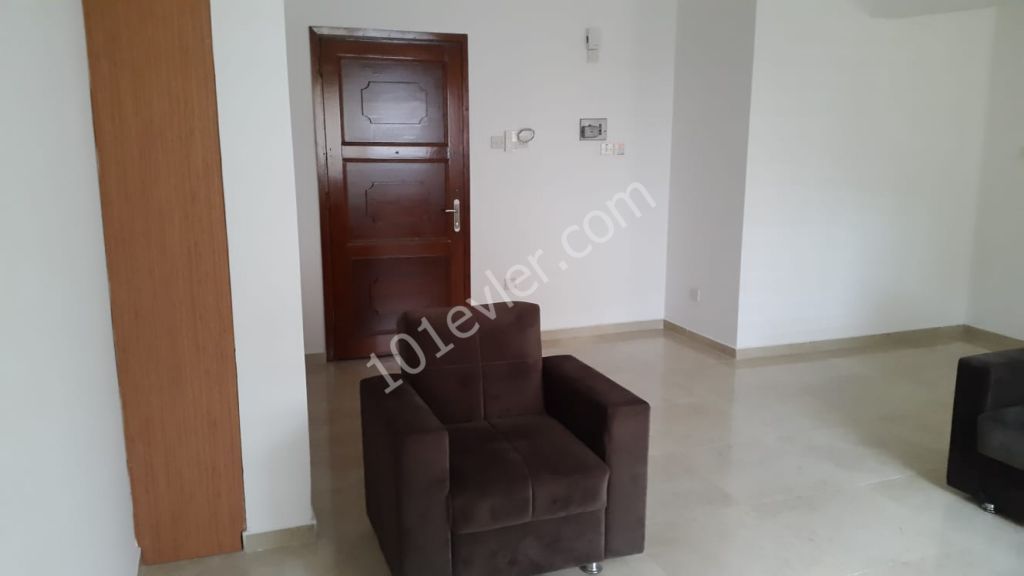 Flat To Rent in Köşklüçiftlik, Nicosia