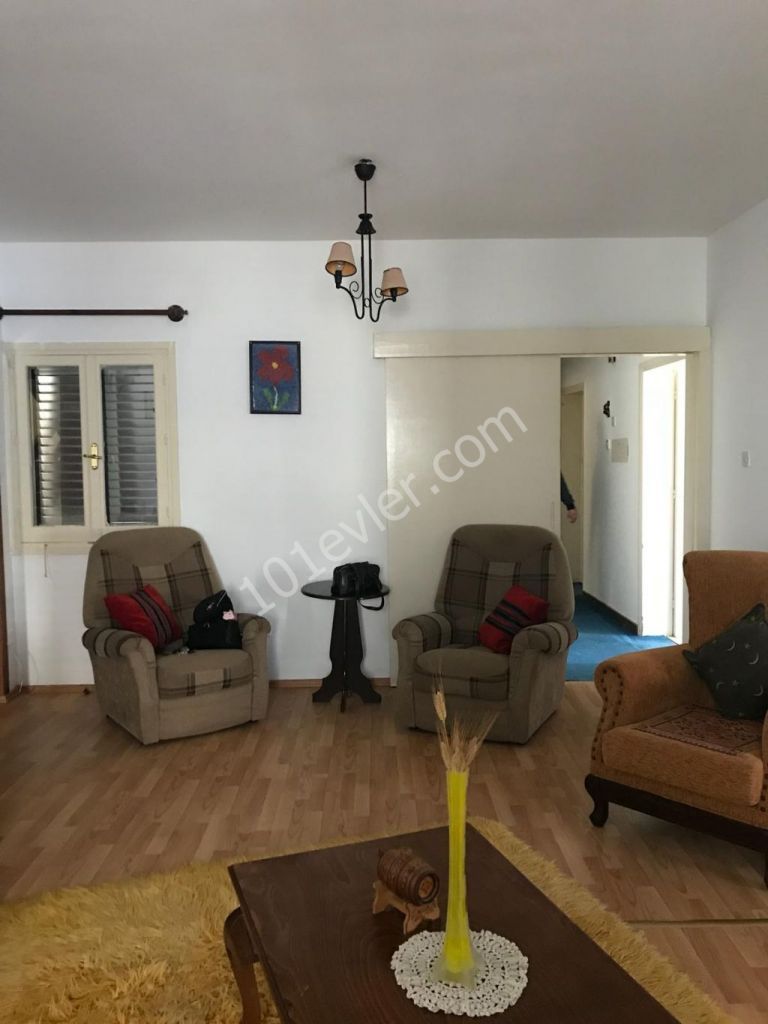 Flat To Rent in Köşklüçiftlik, Nicosia