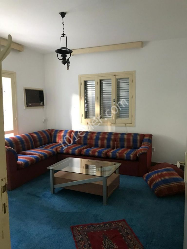 Flat To Rent in Köşklüçiftlik, Nicosia