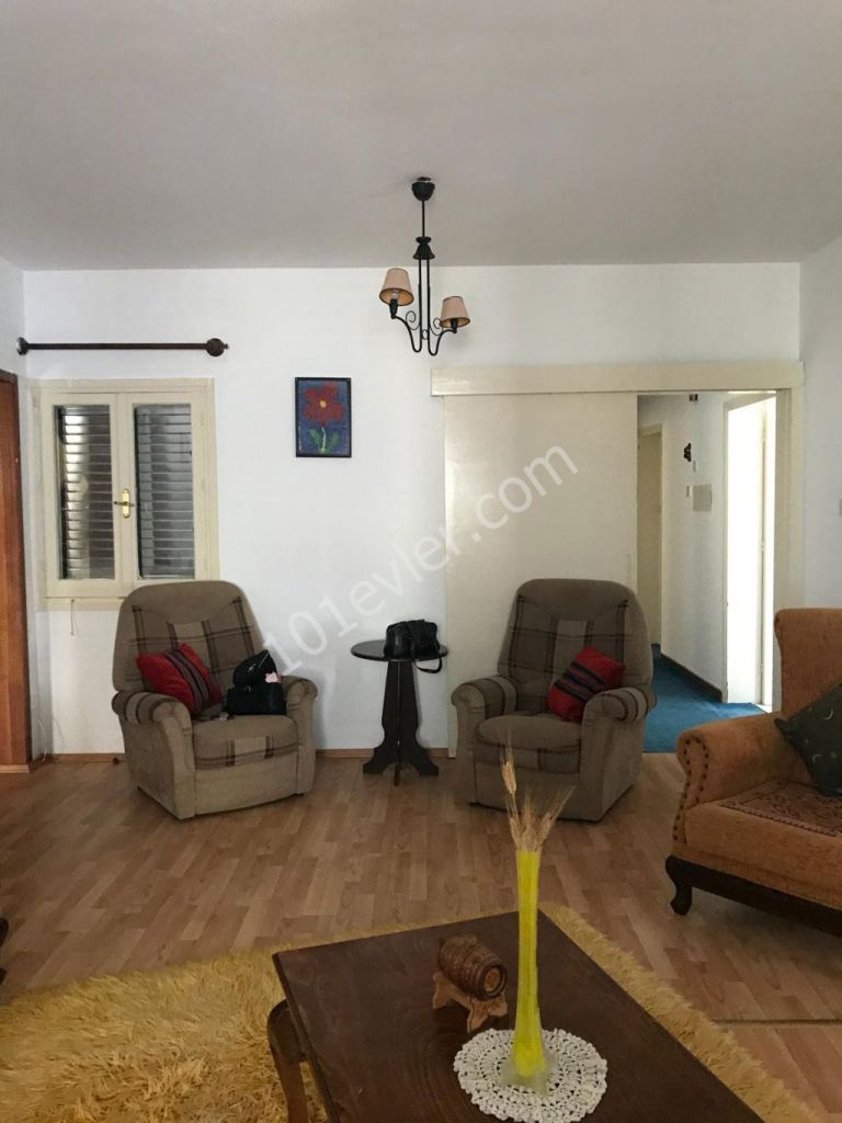 Flat To Rent in Köşklüçiftlik, Nicosia