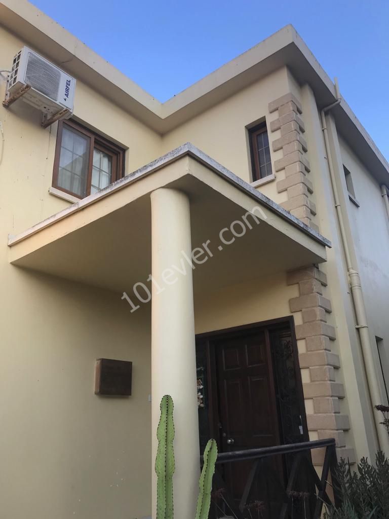 Detached House For Sale in Gönyeli, Nicosia