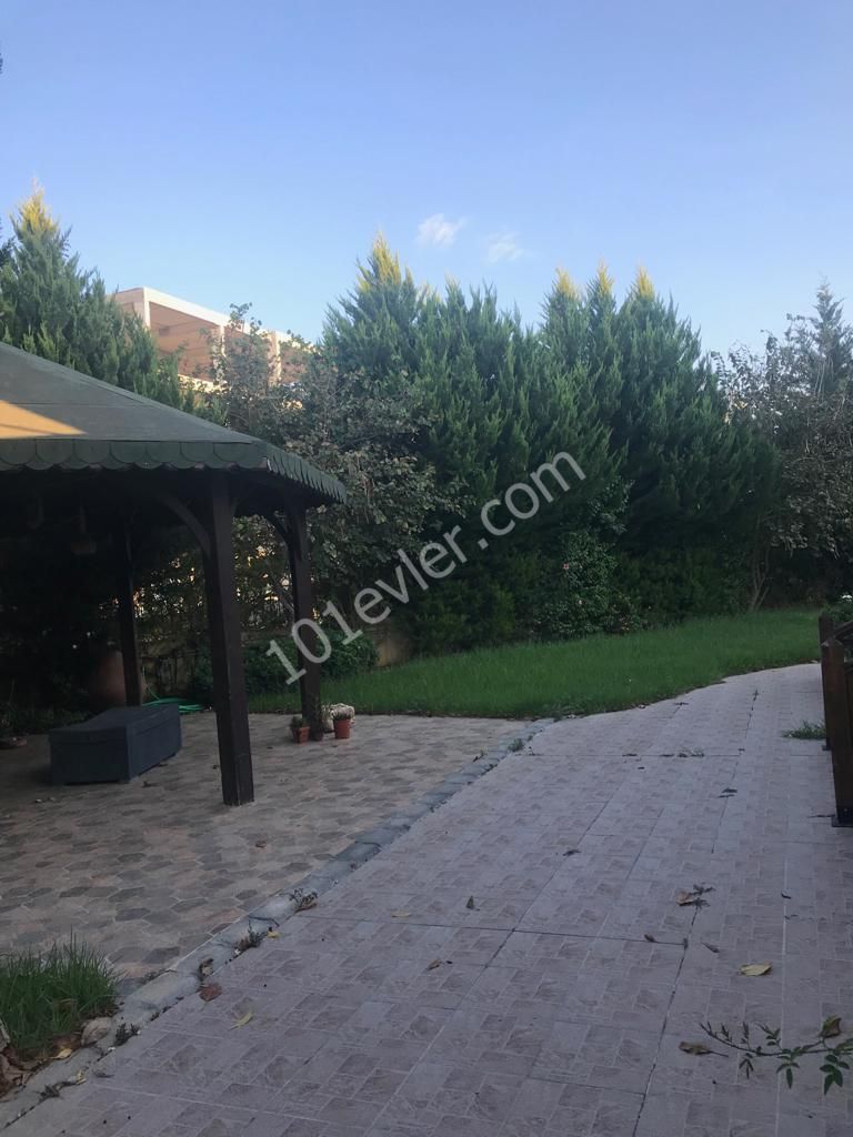 Detached House For Sale in Gönyeli, Nicosia