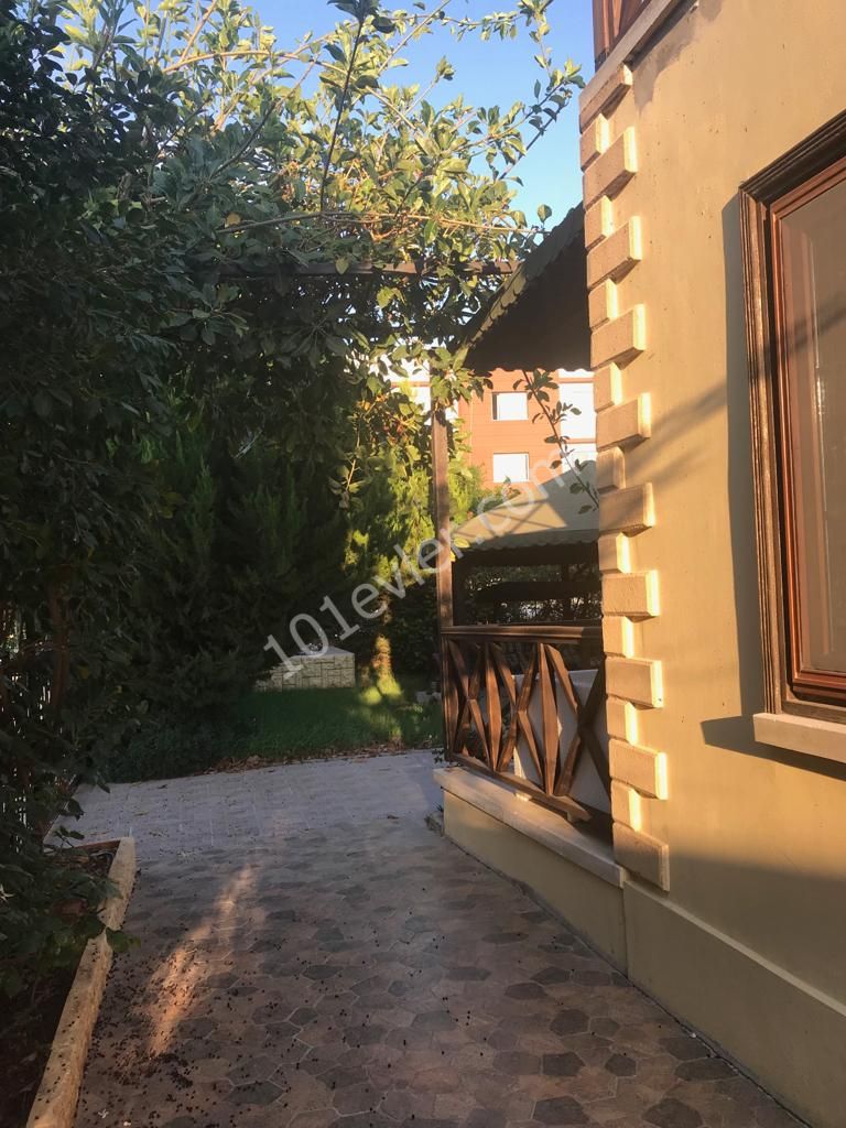 Detached House For Sale in Gönyeli, Nicosia