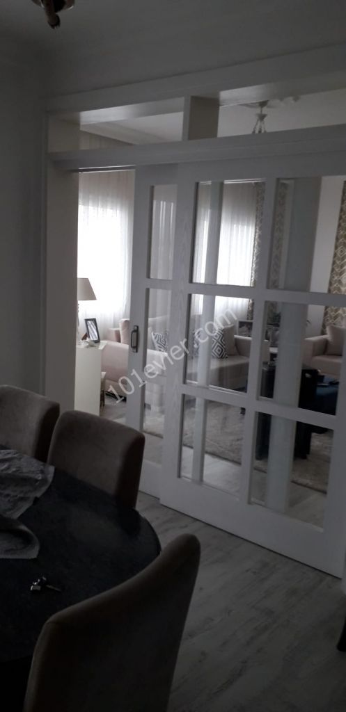 TÜRK KOÇANLI 3+1   DAİRE 150 M2 FULL TADİLATLI