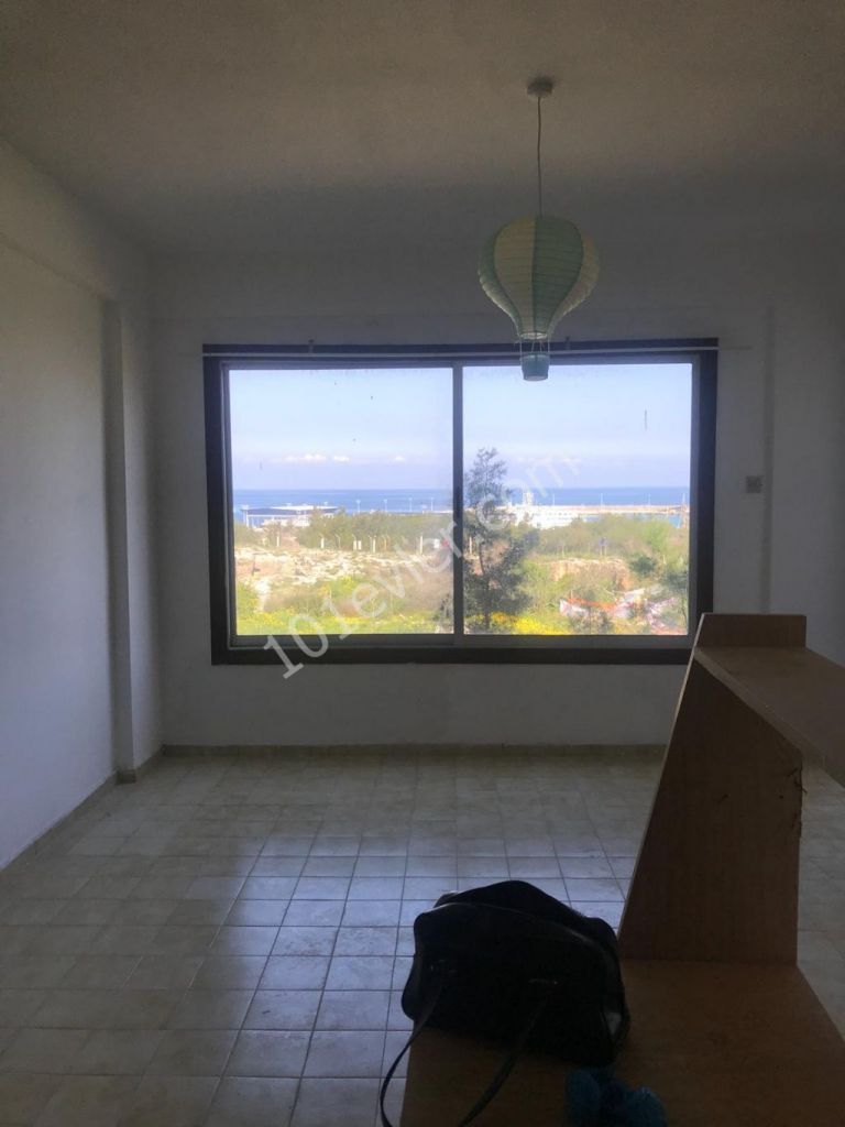 Flat For Sale in Girne Merkez, Kyrenia