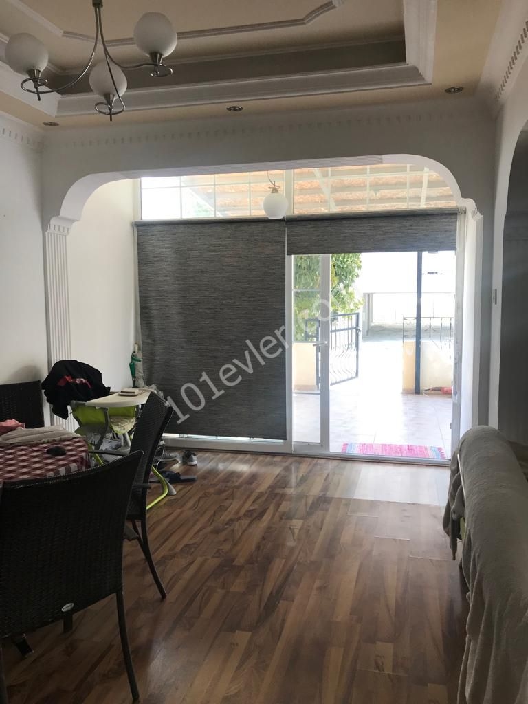 Yenikentte Zemin Kat Geniş Bahçeli 140 m2 3+1 Daire KDV/TRAFO ÖDENMİŞ