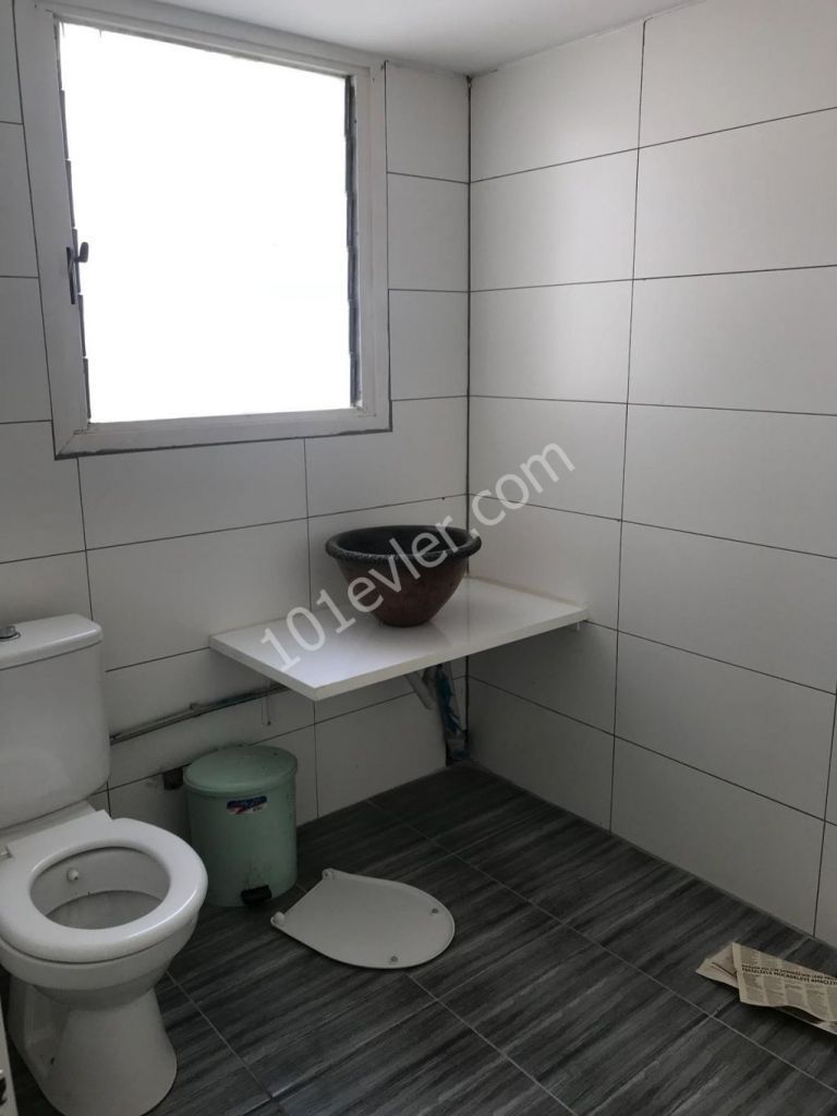 Flat To Rent in Köşklüçiftlik, Nicosia