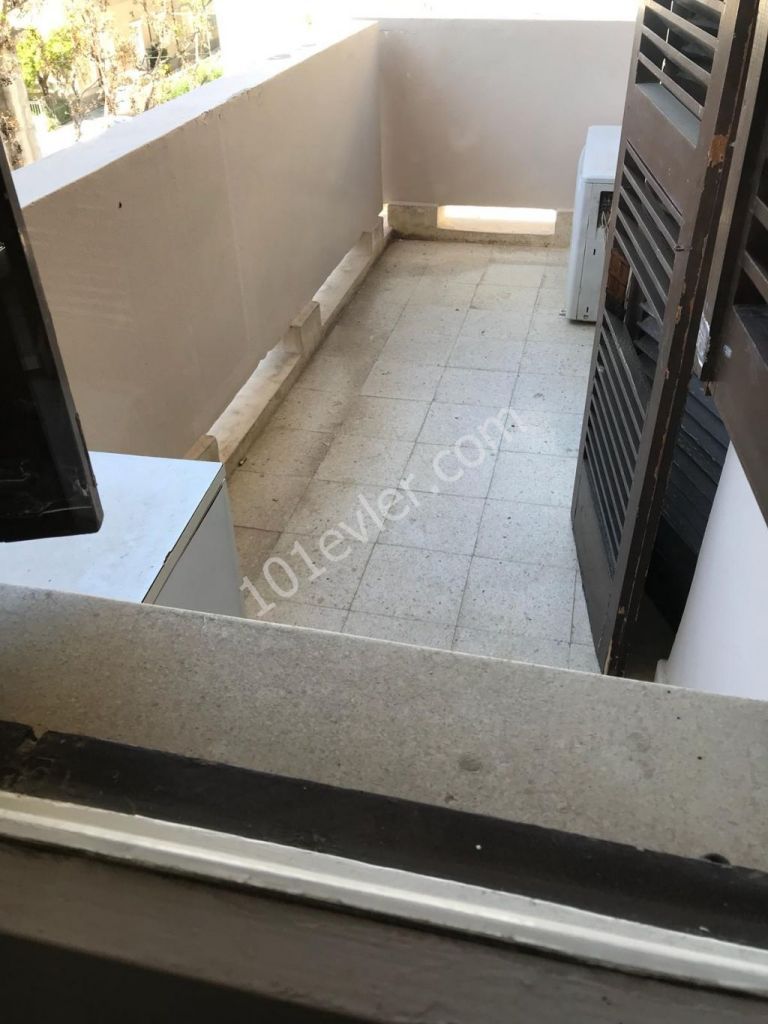 Flat To Rent in Köşklüçiftlik, Nicosia