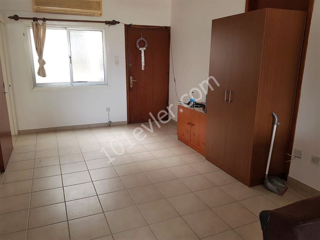 Dereboyu'nda ( 3+1)  150 m2 Full Eşyalı Aylık Ödeme Daire