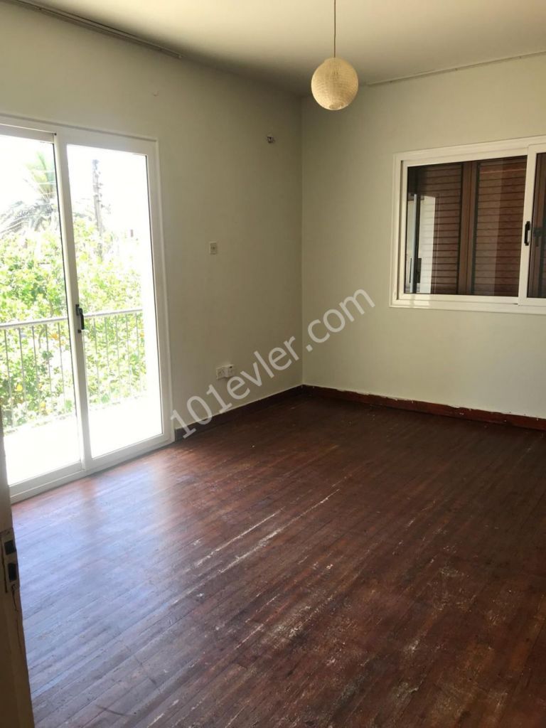 Flat To Rent in Köşklüçiftlik, Nicosia