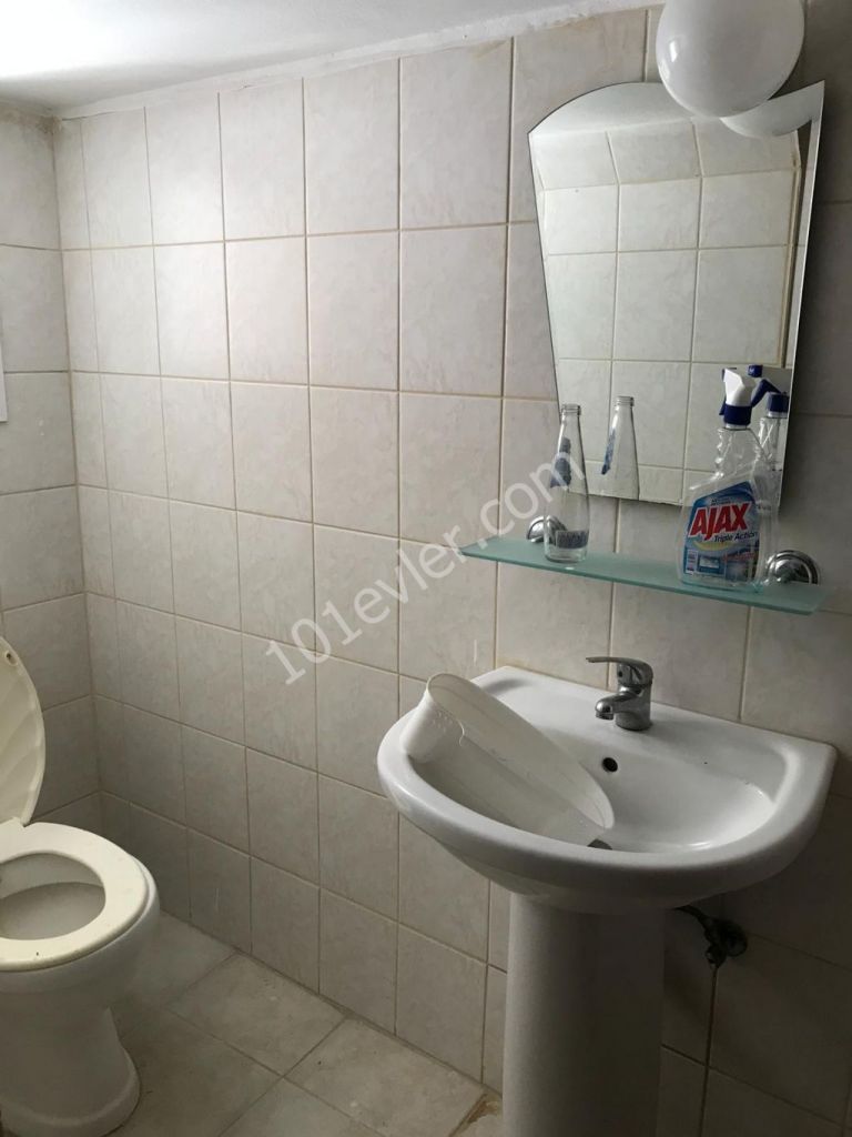 Flat To Rent in Köşklüçiftlik, Nicosia