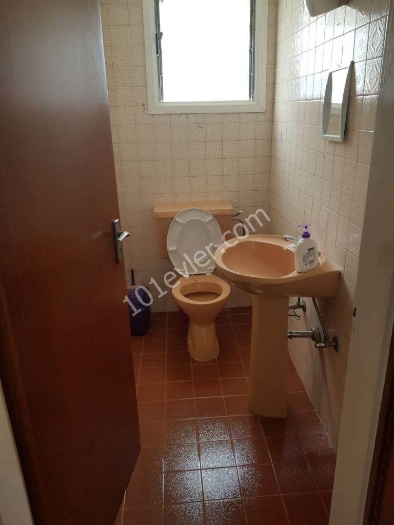 Flat To Rent in Köşklüçiftlik, Nicosia