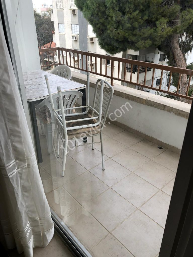 Flat To Rent in Köşklüçiftlik, Nicosia