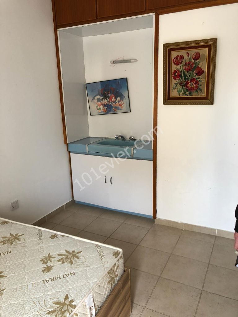 Flat To Rent in Köşklüçiftlik, Nicosia