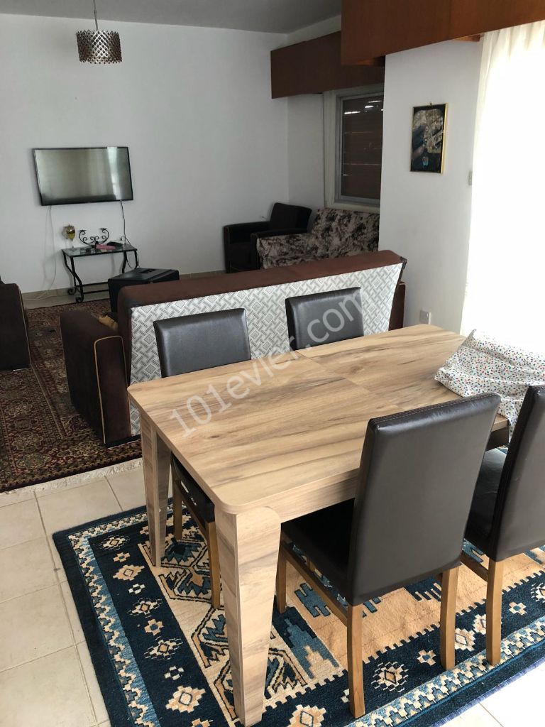 Dereboyunda-Köşklüçiftlik'te Müthiş Lokasyonda ,Heryere Ulaşımı Kolay 3+2 (150m2) Kiralık Daire