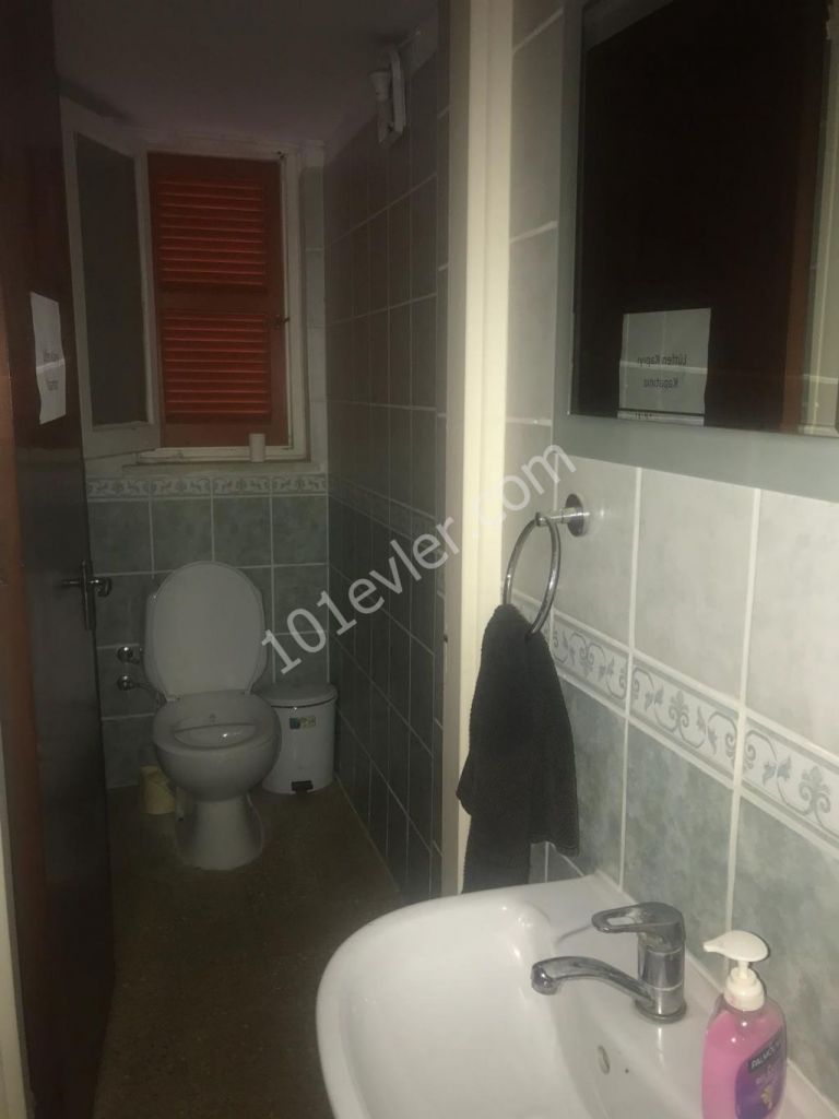 Detached House To Rent in Çağlayan, Nicosia