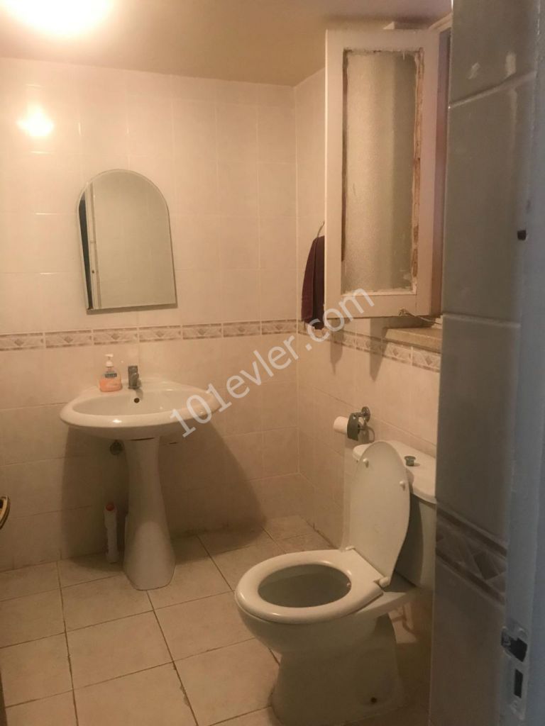 Detached House To Rent in Çağlayan, Nicosia