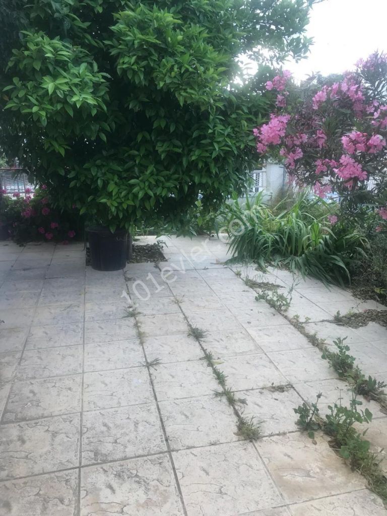 Detached House To Rent in Çağlayan, Nicosia