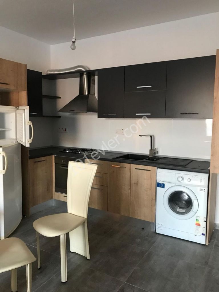 Lefkoşa'nın En Gözde Yeri Olan Dereboyu / Kumsal'da  2+1 (90 M2) Kiralık Daire