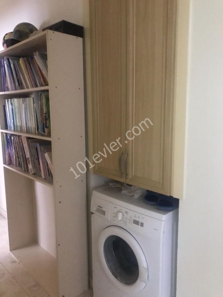 Lefkoşa Kumsal Müthiş Lokasyonda  3+1  Full Eşyalı Satılık Penthouse