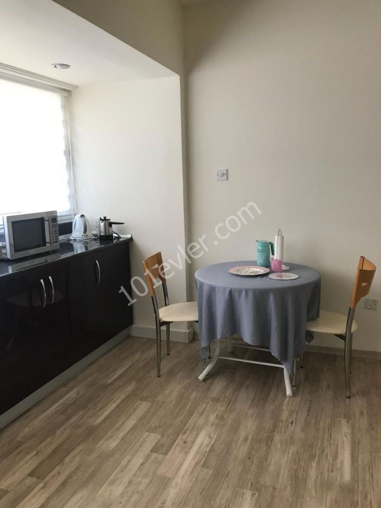 Köşklüçiftlik Dereboyu'nda Lux 3+2  Full Eşyalı Daire (185 m2)-İşyeri veya Konut için uygun