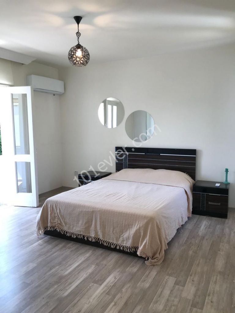 Köşklüçiftlik Dereboyu'nda Lux 3+2  Full Eşyalı Daire (185 m2)-İşyeri veya Konut için uygun