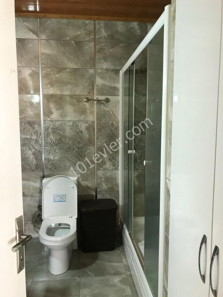 Köşklüçiftlik Dereboyu'nda Lux 3+2  Full Eşyalı Daire (185 m2)-İşyeri veya Konut için uygun