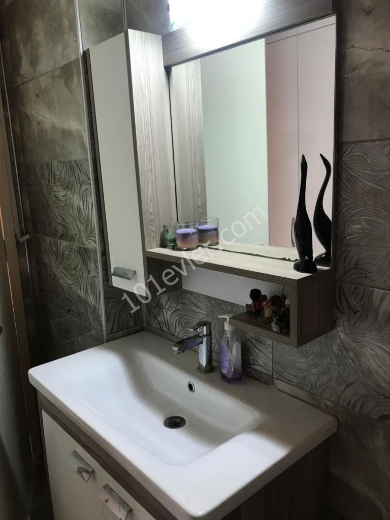 Flat For Sale in Köşklüçiftlik, Nicosia