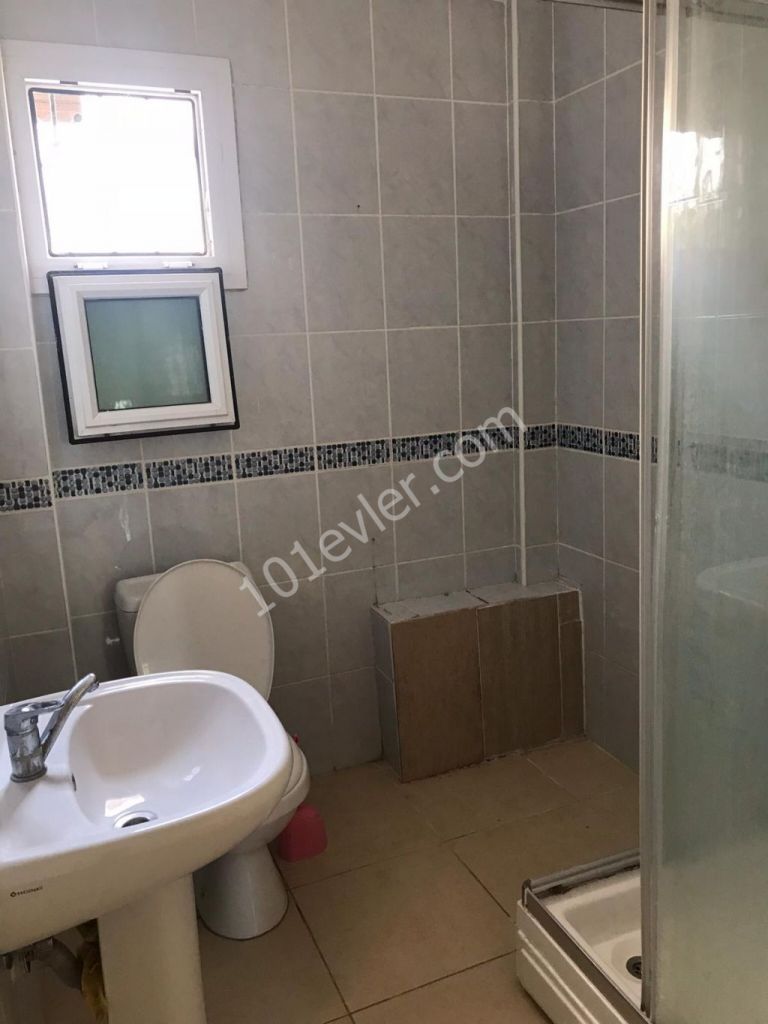 Flat To Rent in Girne Merkez, Kyrenia