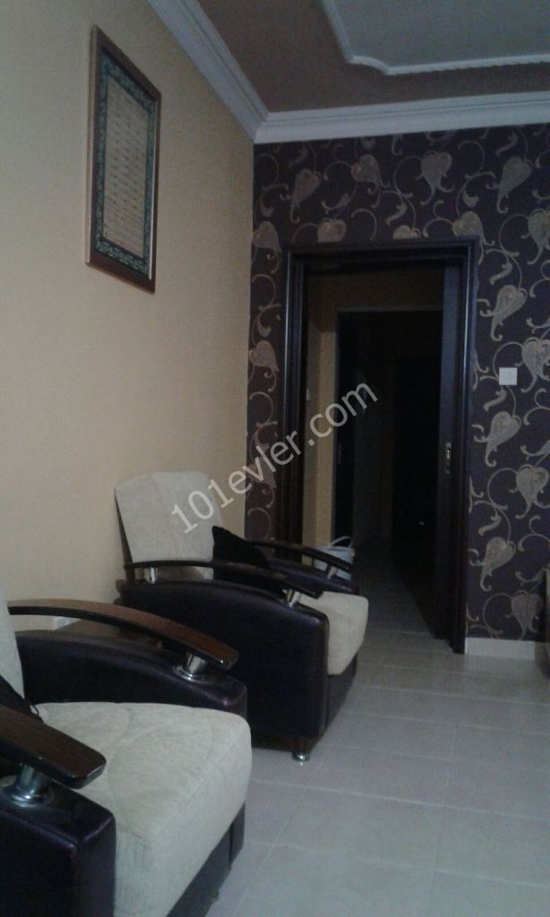 Boğazda 115m2    2+1 Eşyalı   Daire 