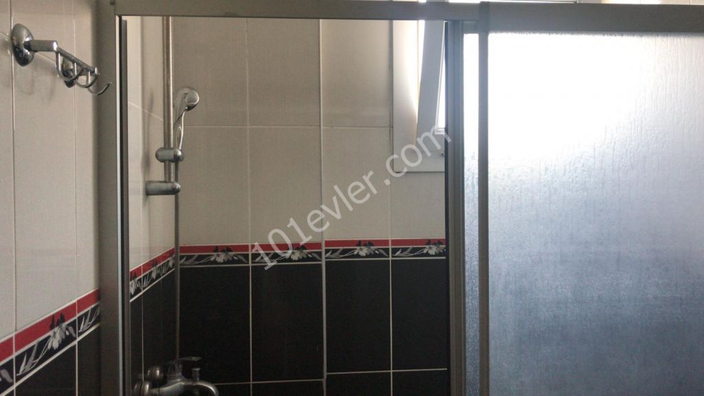 Gemikonağı Lefke Avrupa Üniversitesine Yürüme Mesafesinde Yıllık Kiralık Luks Daireler