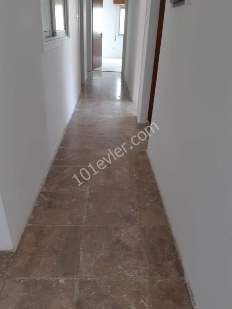 Flat To Rent in Köşklüçiftlik, Nicosia