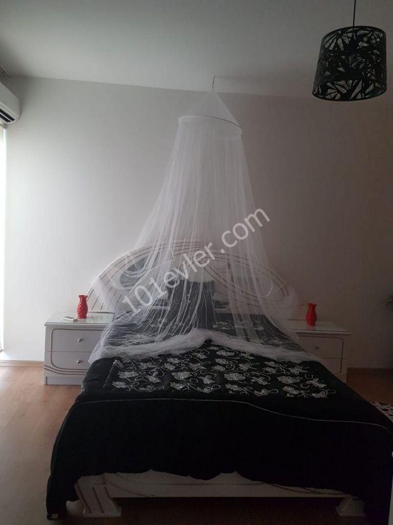 Gönyeli'de  Yıllık Kiralık 2+1  Daire