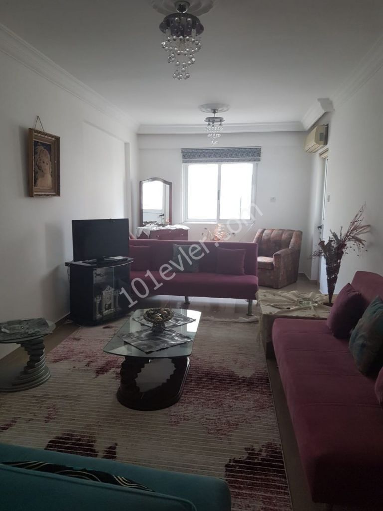 Gönyeli'de  Yıllık Kiralık 2+1  Daire