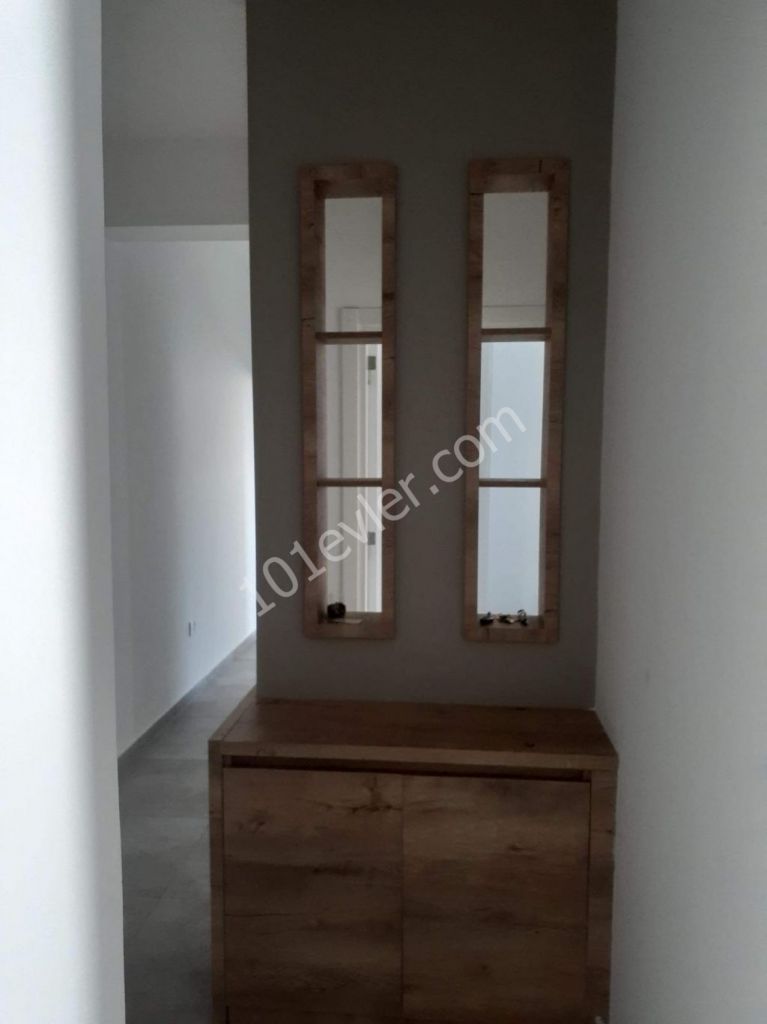 Lefkoşa'nın En Gözde Yeri Olan Dereboyu / Kumsal'da  2+1 Full Eşyalı 115 m2 Daire