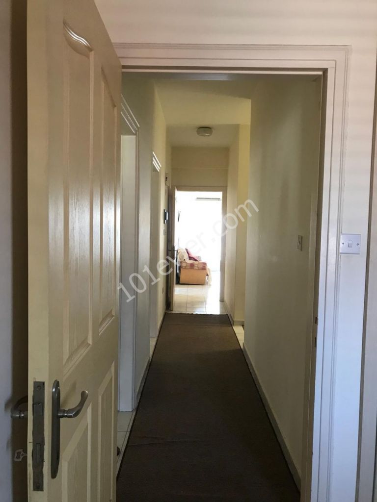 Flat To Rent in Kumsal, Nicosia