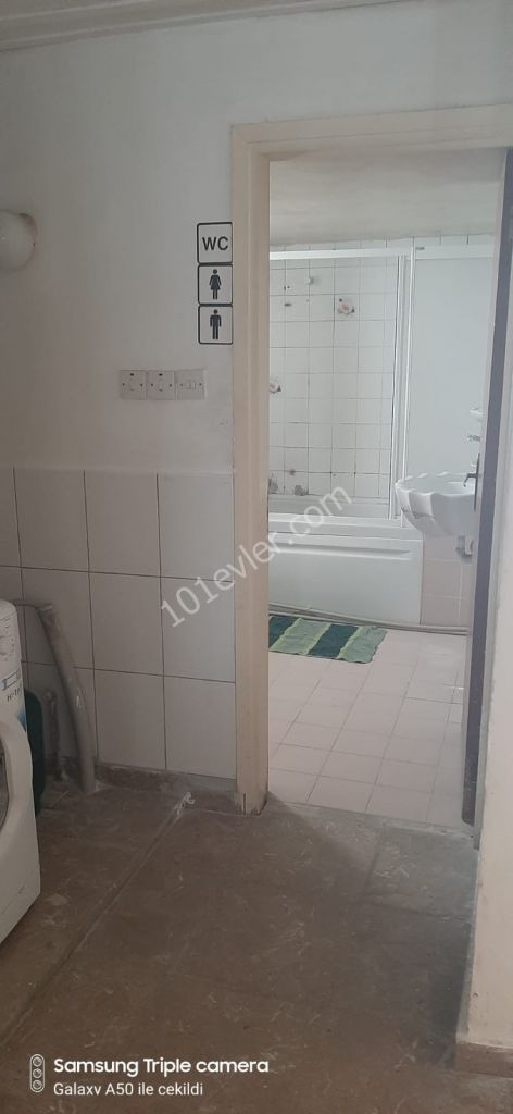 Dereboyu Ana Cadde Üzerinde 3+1 (130m2) Kiralık Daire 