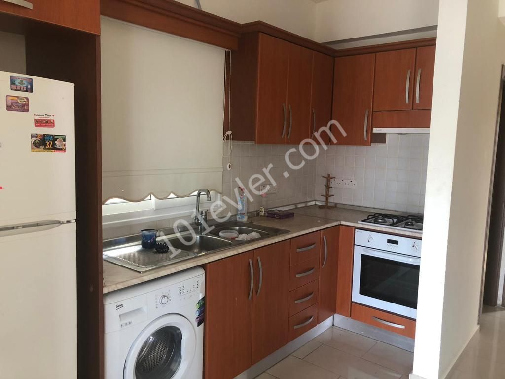 Gönyeli'de  Durakların Dibinde  Eşyalı 2+1 (100m2) Kiralık Penthouse   18 Hazirandan sonra müsait