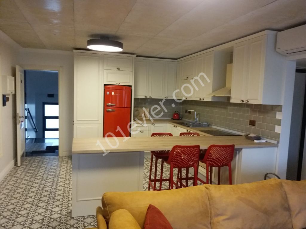 Flat To Rent in Girne Merkez, Kyrenia