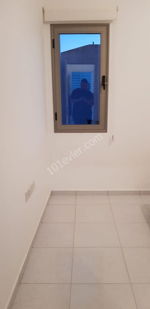 Göçmenköy'de  Yeni  ve Asansörlü Lux Kiralık Daire 