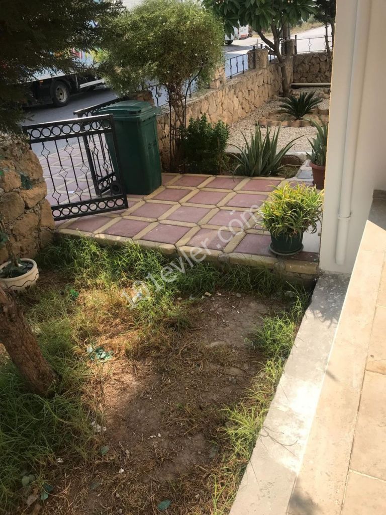 Flat To Rent in Hamitköy, Nicosia