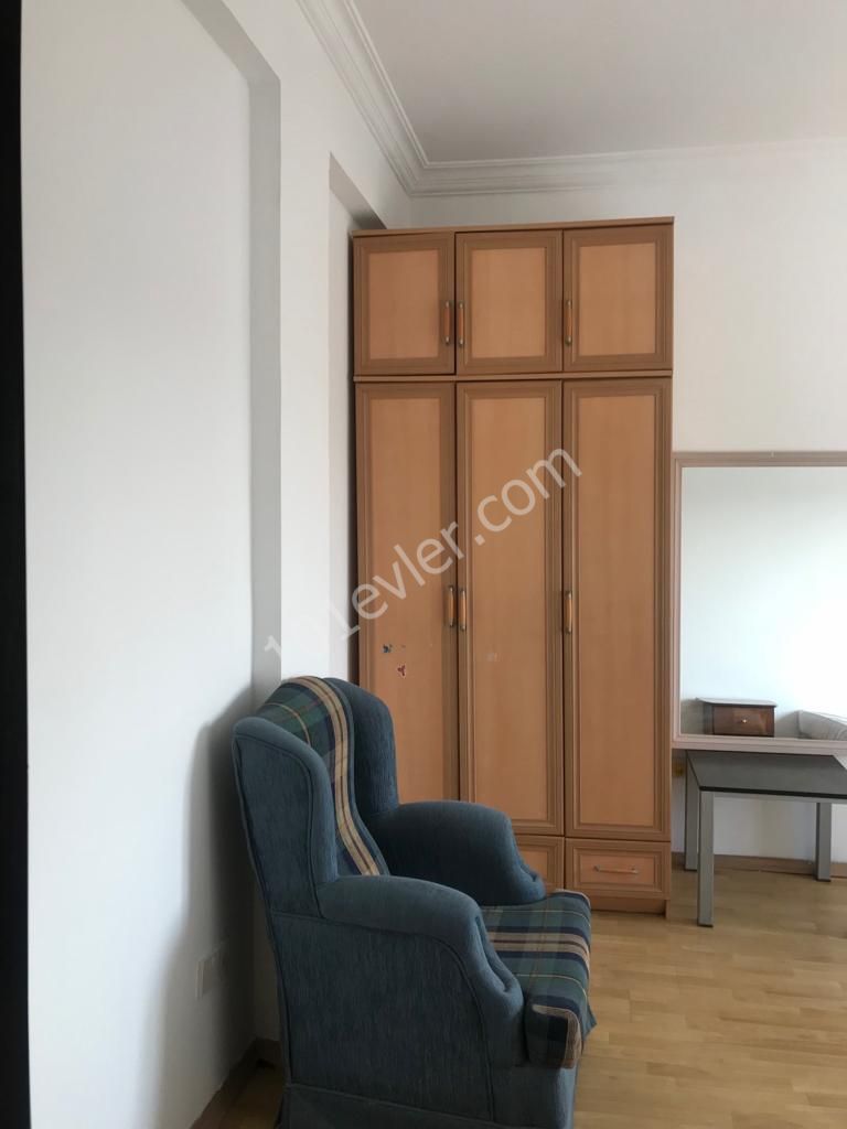 Flat To Rent in Kumsal, Nicosia