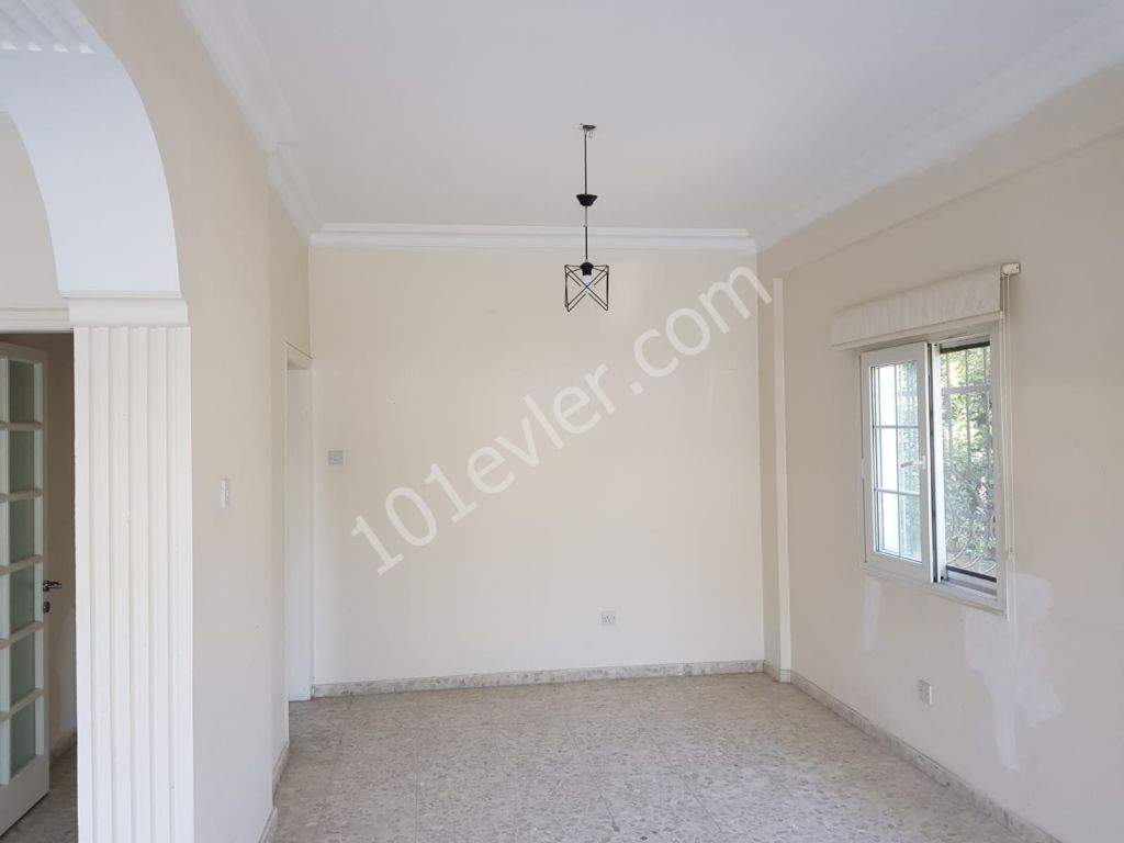 Flat To Rent in Yenişehir, Nicosia