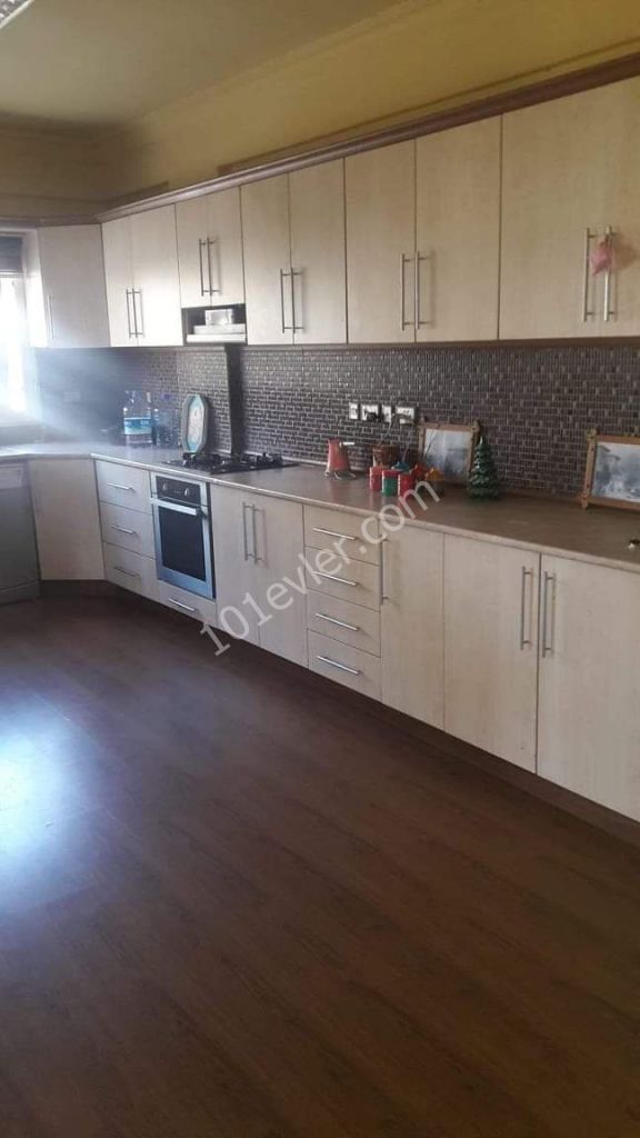 Flat To Rent in Küçük Kaymaklı, Nicosia