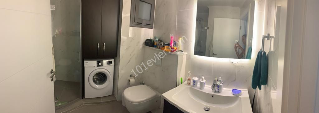 Girne Merkez'de Full Eşyalı Site İçerisinde Ve Yirmi Dört Saat Güvenlikli Kiralık Daire.