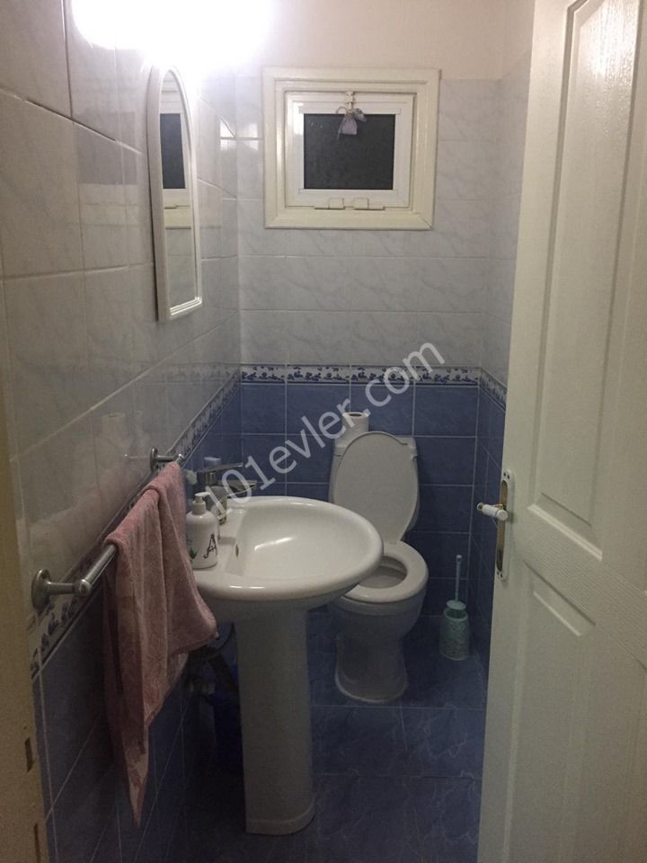 Flat To Rent in Yenişehir, Nicosia