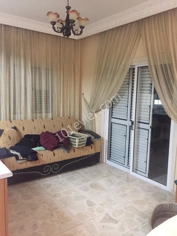 Flat To Rent in Yenişehir, Nicosia