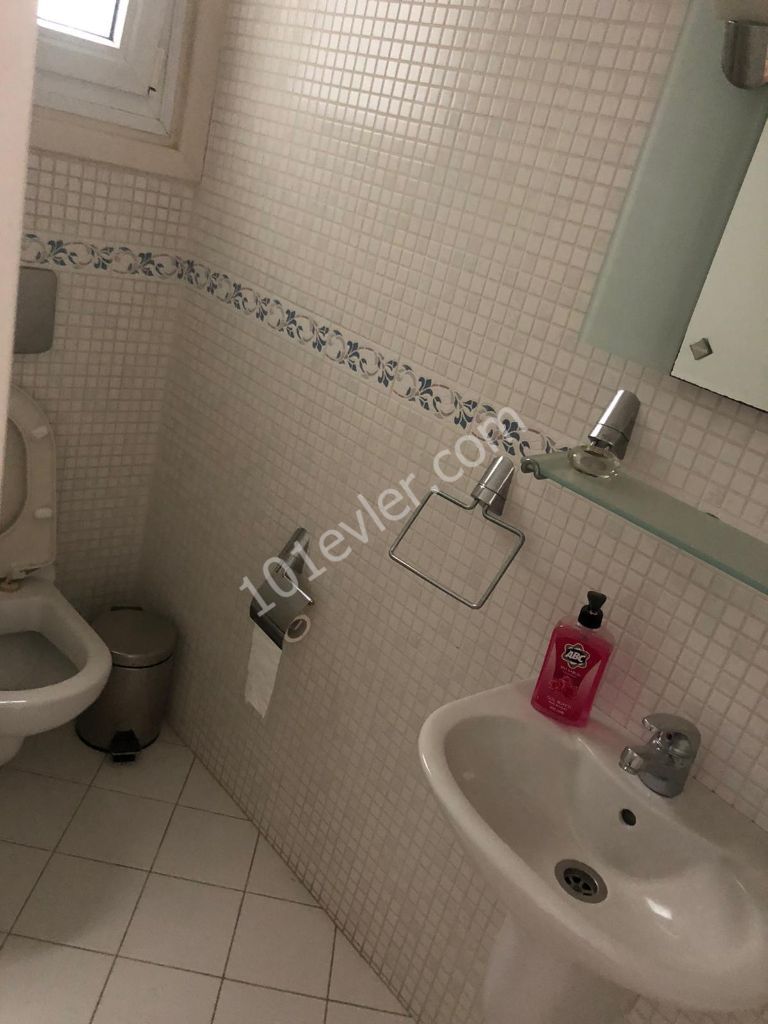 Flat To Rent in Köşklüçiftlik, Nicosia