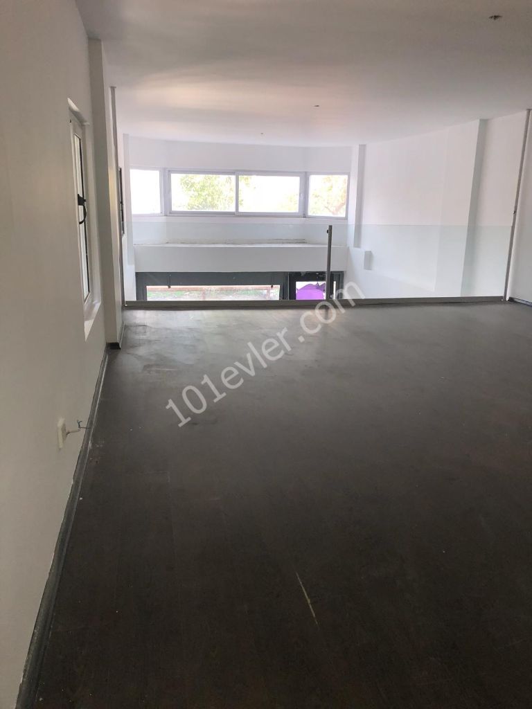 Dereboyu'nun Kalbinde, Ana Cadde ve Çember  Üzerinde 220 m2   3 Katlı İşyeri